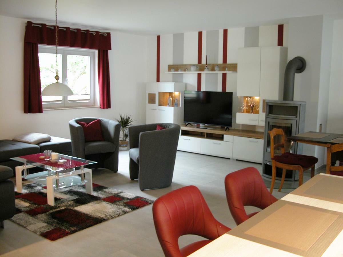 Feriendomizil Taupadel Apartment Burgel  Luaran gambar