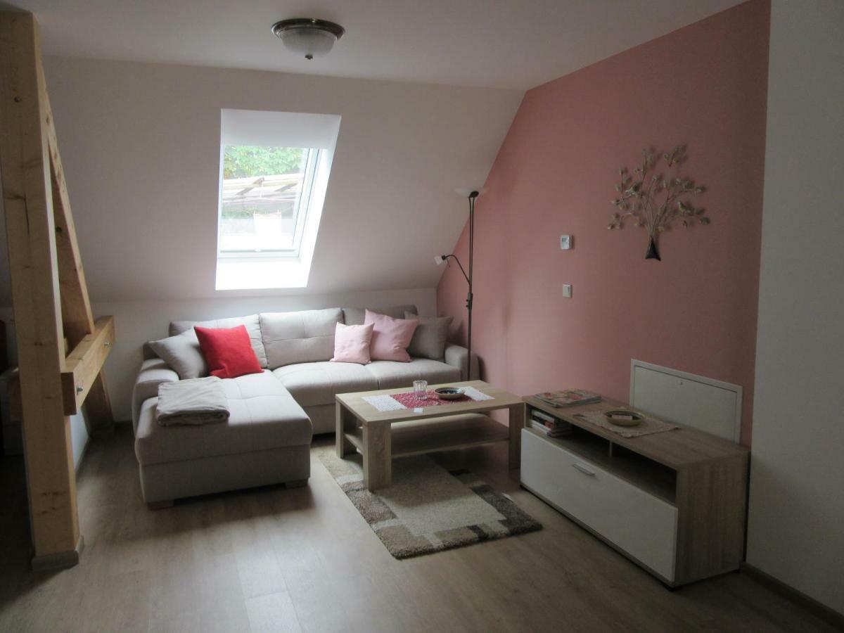 Feriendomizil Taupadel Apartment Burgel  Luaran gambar