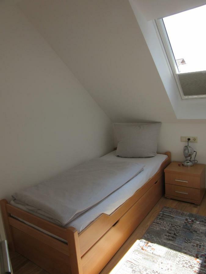 Feriendomizil Taupadel Apartment Burgel  Luaran gambar