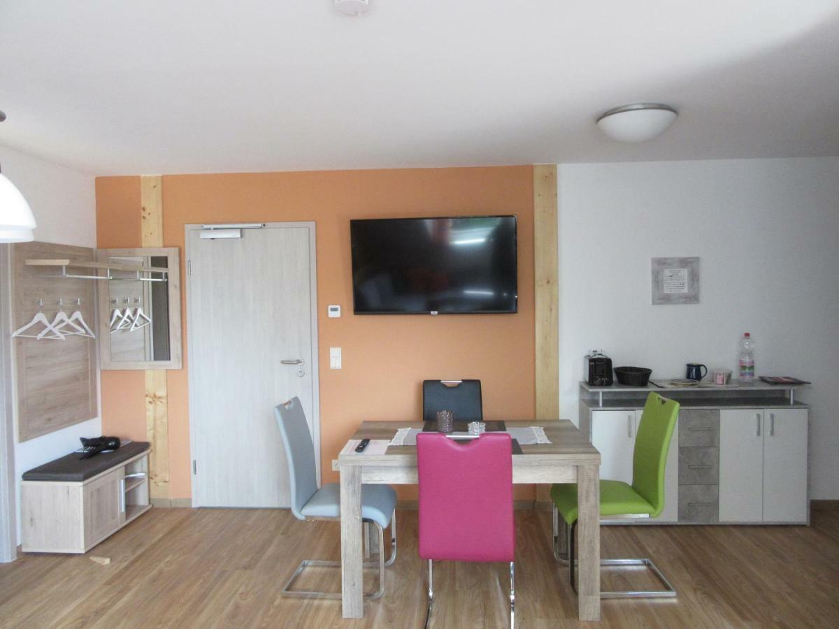 Feriendomizil Taupadel Apartment Burgel  Luaran gambar